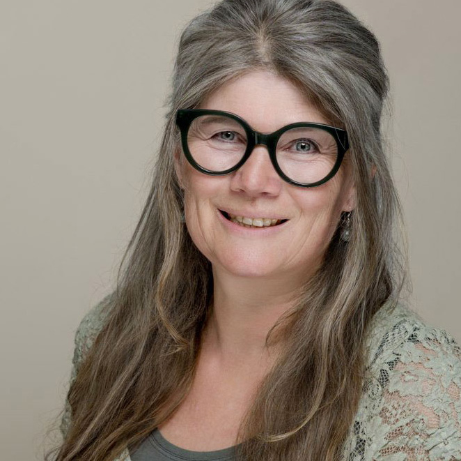 sandra-dinger-portrait-q
